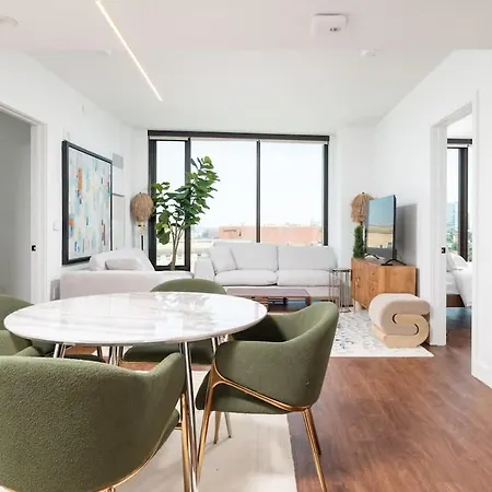 Back-Bay Upscale Central Penthouse W Roof-Top